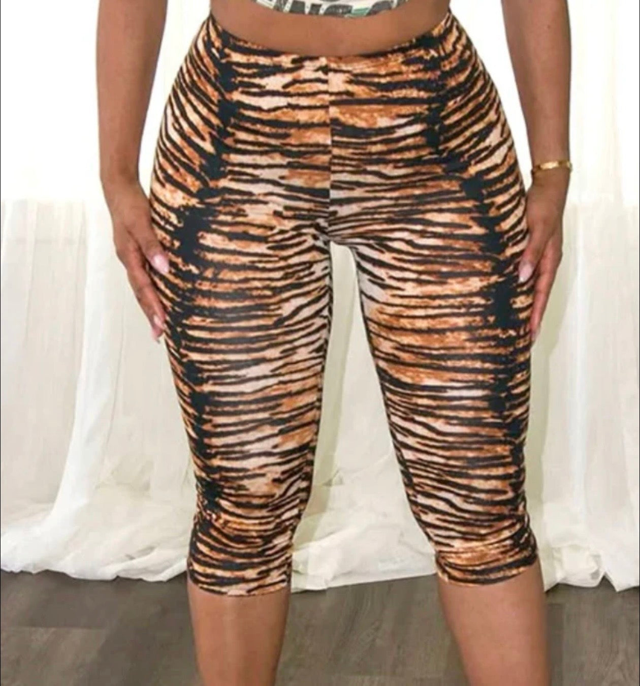 CHEETAH PRINT CAPRI PANTS